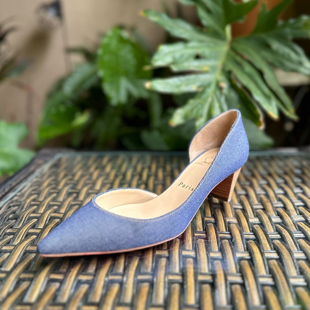CHRISTIAN LOUBOUTIN denim Karera D’orsay pumps